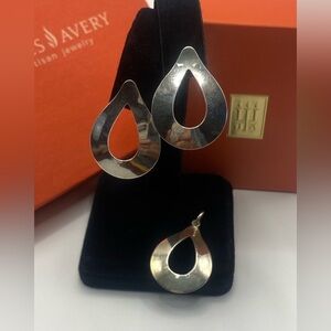 ⭐️JAMES AVERY⭐️ SET - SS 925 Open Teardrop Post Earrings & Pendant - Retired